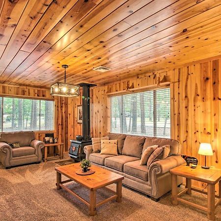 Pinetop Cabin Retreat With Fire Pit And Covered Deck Ngoại thất bức ảnh