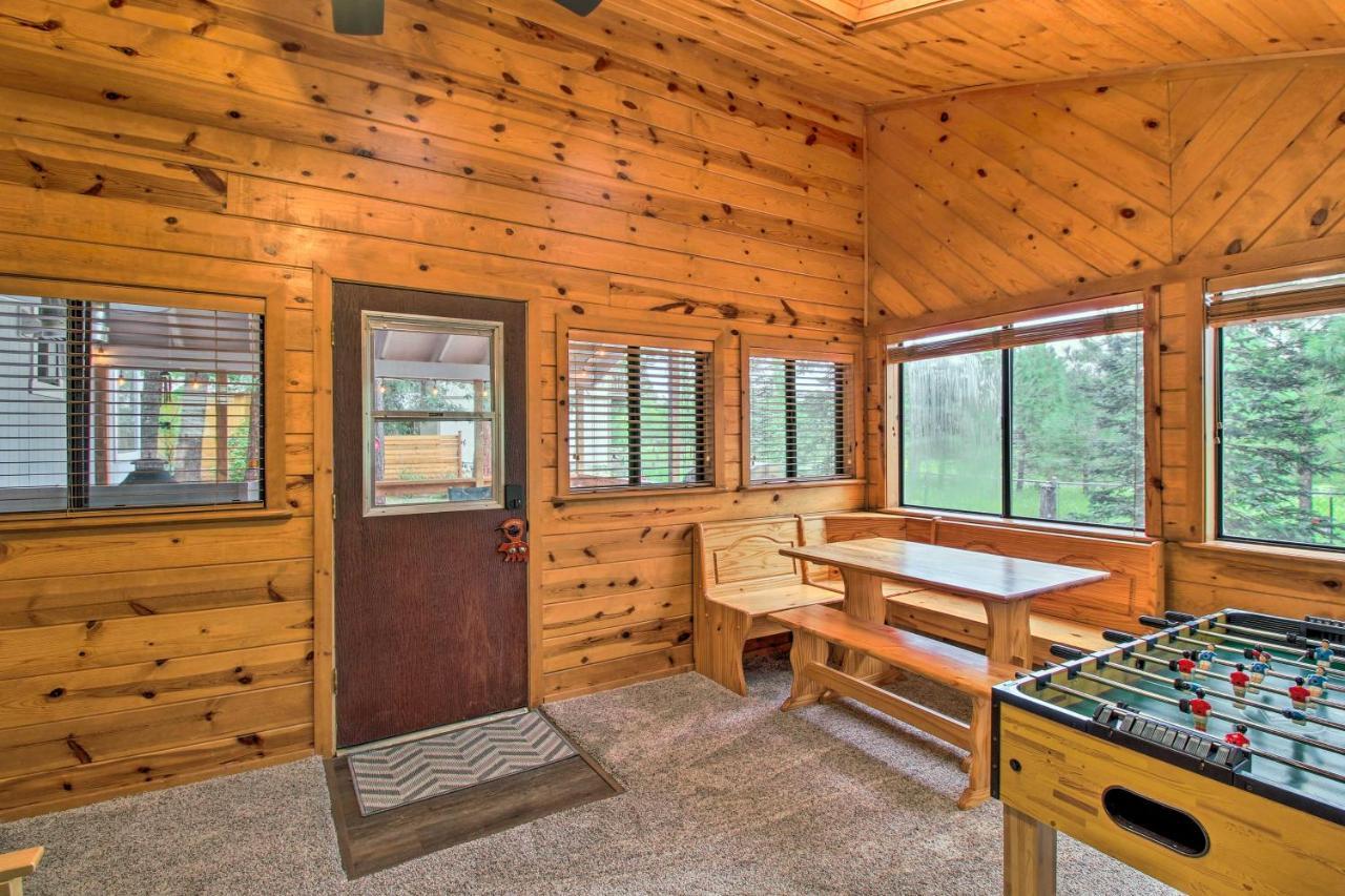 Pinetop Cabin Retreat With Fire Pit And Covered Deck Ngoại thất bức ảnh