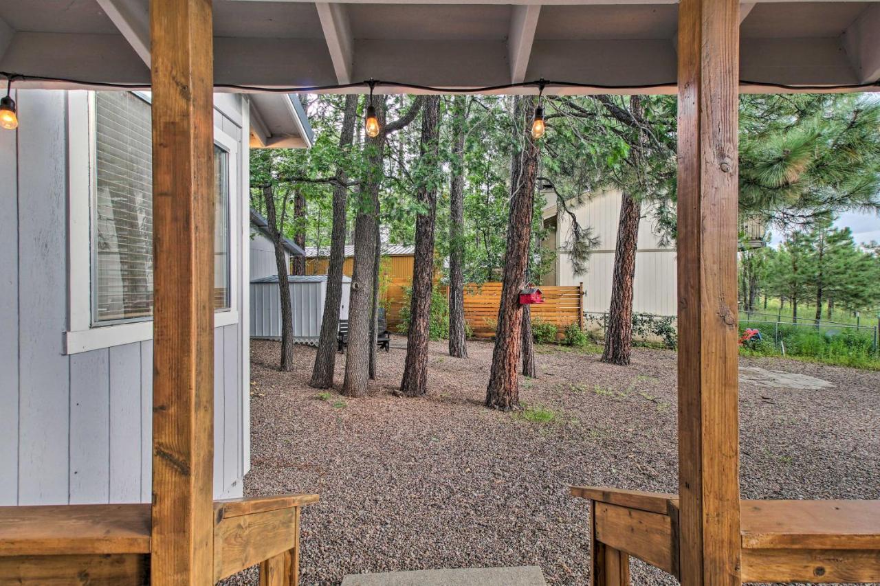 Pinetop Cabin Retreat With Fire Pit And Covered Deck Ngoại thất bức ảnh
