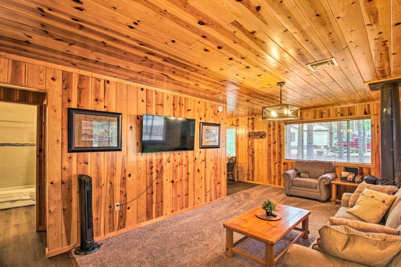 Pinetop Cabin Retreat With Fire Pit And Covered Deck Ngoại thất bức ảnh