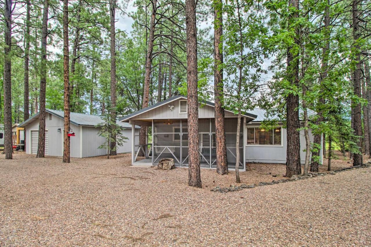 Pinetop Cabin Retreat With Fire Pit And Covered Deck Ngoại thất bức ảnh